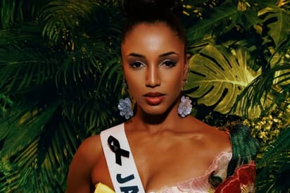 Señorita Jamaica cae de la pasarela durante preliminares de Miss Universo