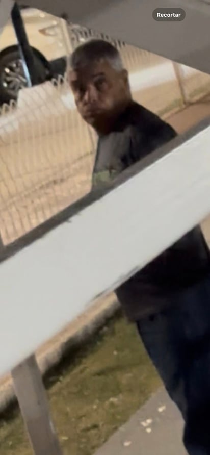 Obscenidad : De acuerdo con la información publicada junto al video, la mujer señaló que el individuo se encontraba tocándose.