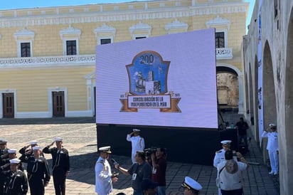 Sheinbaum lidera ceremonia por Bicentenario de la Independencia en Veracruz