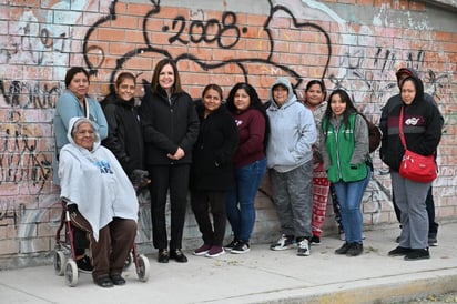 región: Con la pavimentación de los Retornos 1, 2 y 3, el Gobierno Municipal continúa
entregando obras que mejoran la calidad de vida