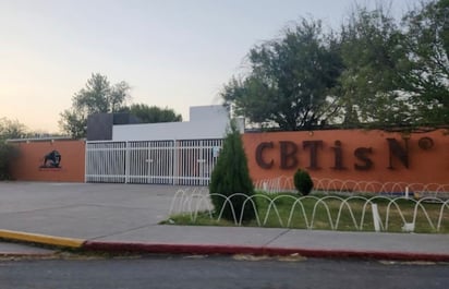 apelación : Ambos habían sido detenidos mediante orden de aprehensión. apelación : Ambos habían sido detenidos mediante orden de aprehensión.