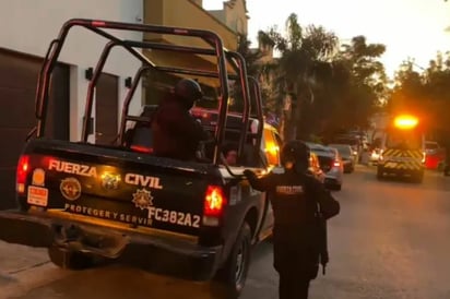 Joven ataca a su padre con un picahielo en Monterrey; es detenido