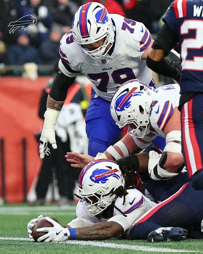 Josh Allen y James Cook lideran la remontada de Bills sobre Patriots