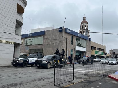 Operativo de seguridad se activa tras reporte de sujeto armado en el centro de Monclova