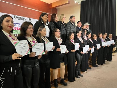 Mujeres al Siguiente Nivel