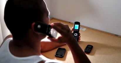 EXTORSIONES TELEFÓNICAS Las autoridades confirmaron que el 100% de los casos detectados recientemente se realizaron vía llamadas telefónicas Las extorsiones telefónicas