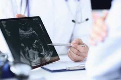 EMBARAZO La gobernadora de Puerto Rico, Jenniffer González, firmó una ley que reconoce al 'nasciturus' (no nacido) como persona natural desde la concepción, pese