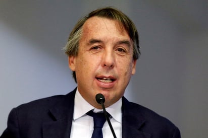 Azcárraga promete títulos tras vender alto porcentaje del América