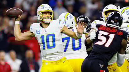 Semana 17 NFL: Juegos clave este sábado con impacto directo en postemporada