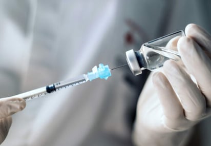 Científicos de la UNAM desarrollan vacuna contra cáncer y metástasis