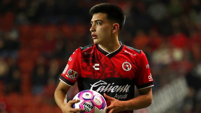 FUTBOL    La última actualización de Transfermarkt confirma el auge de una nueva generación de futbolistas mexicanos, cuyo valor marca un cambio de época.  Gilberto
