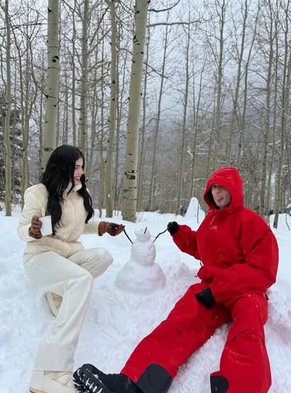 Peso Pluma y Kenia Os