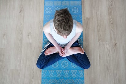 El yoga ayuda a la abstinencia de opioides, según muestran los ensayos clínicos