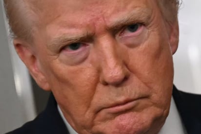 Trump advierte impacto económico si la Corte Suprema anula aranceles