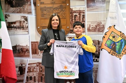 Reconocen a niño beisbolista orgullo de Frontera
