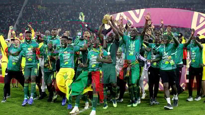 Senegal se corona campeón de África tras épica final con Marruecos