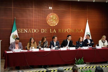 INICIATIVA DE 40 HORAS El secretario Marath Bolaños se reúne con senadores de Morena para explicar a detalle la iniciativa que busca reducir la jornada laboral semanal en México.