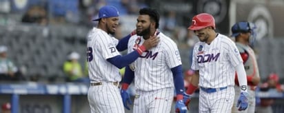BEISBOL    Un duelo ofensivo sin precedentes en la Serie del Caribe estableció un nuevo récord histórico de carreras combinadas entre República Dominicana y Panamá.