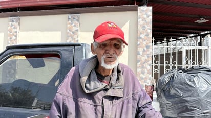 Entre basura y dolor, dos abuelitos claman ayuda en Monclova