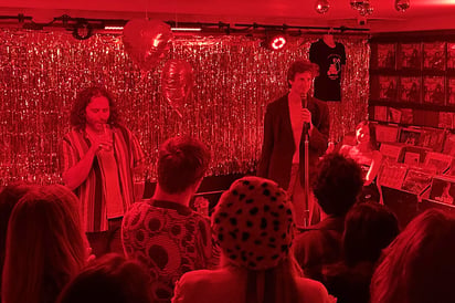 14 de febrero: El proyecto se llama 'Date My Friend (LA)', y es una alternativa para aquellos que están cansados de \'deslizar a la derecha\'