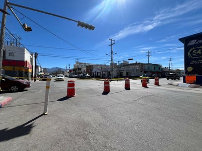  REPOSICIÓN DE TUBERÍA El Gobierno Municipal de Monclova y el Sistema Intermunicipal de Aguas y Saneamiento coordinan la tercera fase de modernización hidráulica en la Zona Centro,