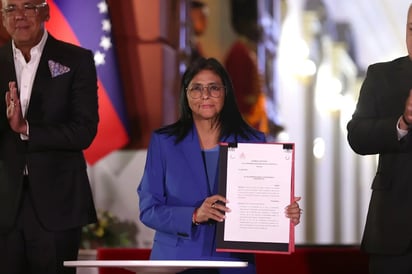 Delcy Rodríguez promulga ley de amnistía para presos políticos en Venezuela