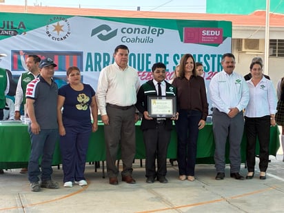 Alumno Conalep destaca en concurso internacional de matemáticas