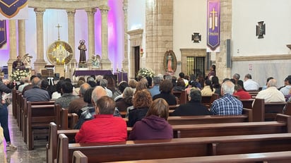 Párroco llama a confiar en Dios en la Cuaresma