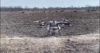 Prueba piloto muestra eficiencia de drones en la agricultura Prueba piloto muestra eficiencia de drones en la agricultura