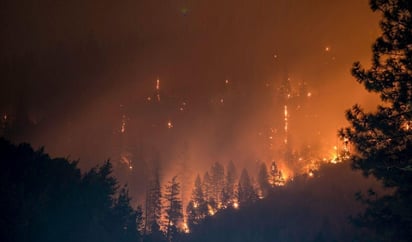 El humo de incendios forestales se relaciona con el aumento de los ataques violentos
