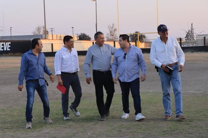 DEPORTE El torneo AFAINC inició en Nueva Rosita durante el 20 aniversario de Armadillos, con la participación de autoridades municipales y directivos