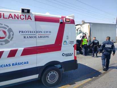 SEGURIDAD Accidente por alcance movilizó a cuerpos de emergencia en Saltillo.  Un aparatoso accidente vial se registró este miércoles en el libramiento Óscar Flores