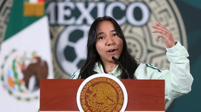 Charlyn Corral propone salario mínimo para futbolistas profesionales