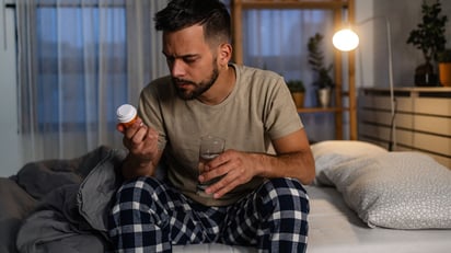 ¿Es seguro tomar melatonina todas las noches para dormir?