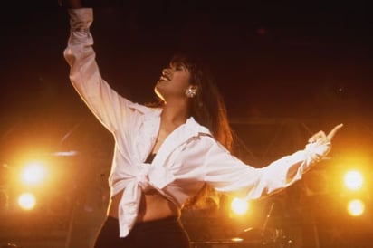 Hermana de Selena Quintanilla demanda a Shein por uso de imagen