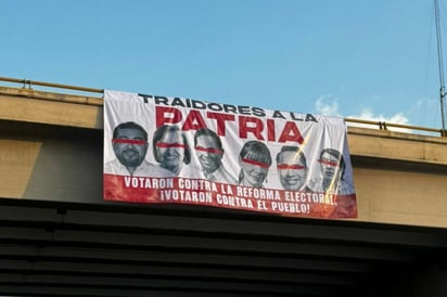 Exhiben en Oaxaca a diputados que votaron contra reforma electoral