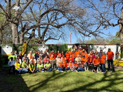 Villa Unión recibe a adultos mayores de Hidalgo en encuentro social