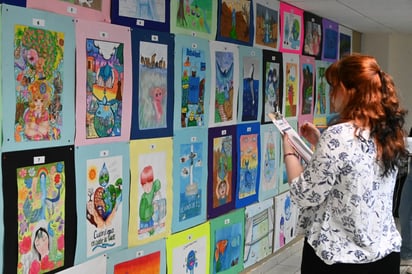 Reconoce SIMAS Monclova-Frontera talento infantil en concurso de dibujo sobre el cuidado del agua