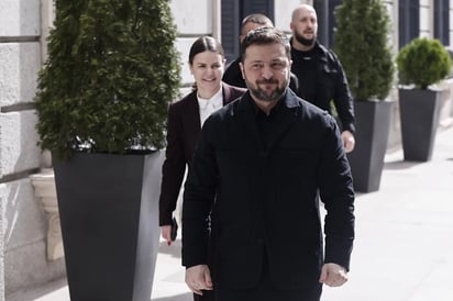 GUERRA El presidente ucraniano, Volodimir Zelenski, confía en que Estados Unidos mantenga su apoyo pese al foco en Irán, tras reuniones diplomáticas en Florida.