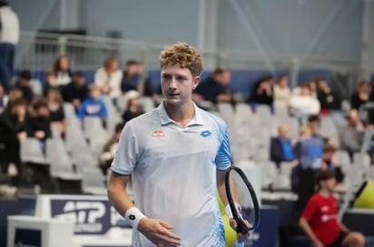 Tenis
