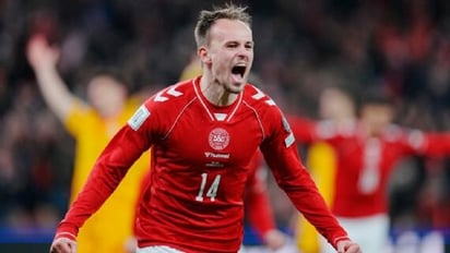 Dinamarca se impone 4-0 con un segundo tiempo arrollador y sueña con el Mundial