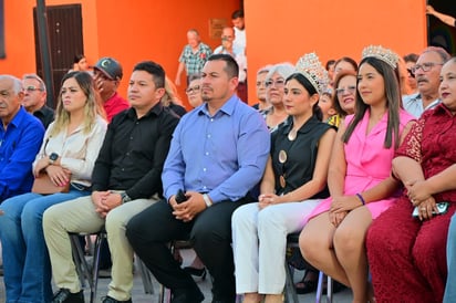 Región: Destaca presentación del libro de la periodista Martha Ivonne Pérez Téllez para la prevención del suicidio.