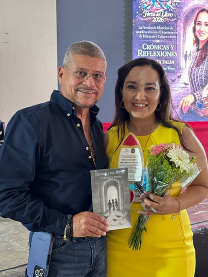 Región: Destaca presentación del libro de la periodista Martha Ivonne Pérez Téllez para la prevención del suicidio.