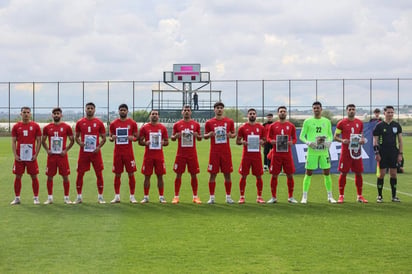 Irán rinde homenaje a víctimas de ataque en Minab previo a amistoso