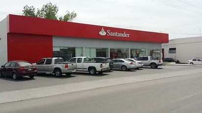 SUCURSALES BANCARIAS CERRARÁN DOS DÍAS POR CALENDARIO OFICIAL Con motivo de los días considerados inhábiles dentro del sistema financiero nacional, las instituciones bancarias en México suspenderán temporalmente