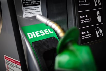 Gasolinerías no cumplen acuerdo con gobierno y diesel supera límite