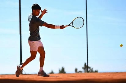 Tenis Tenis