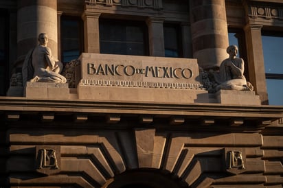 Minuta Banxico: presiones en precios por petróleo y alimentos