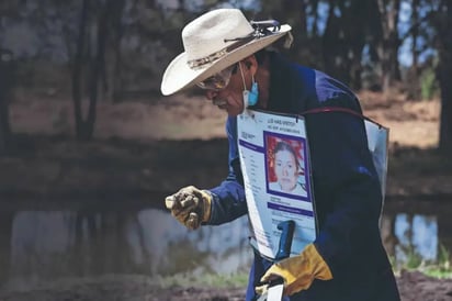 Fiscalía de la CDMX reporta hallazgo de más de 300 restos óseos en el Lago de Chalco