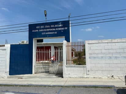 Secundaria espera conexión eléctrica para poder tener climas en la Garibay